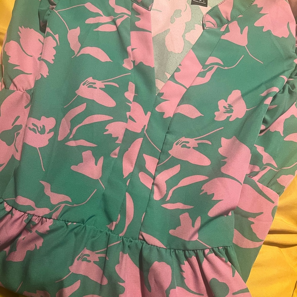 ✨Floral Green and Pink Dress✨ 👗 - Picture 2 of 3